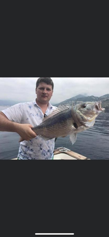 Mareluna Menton Buitenkant foto
