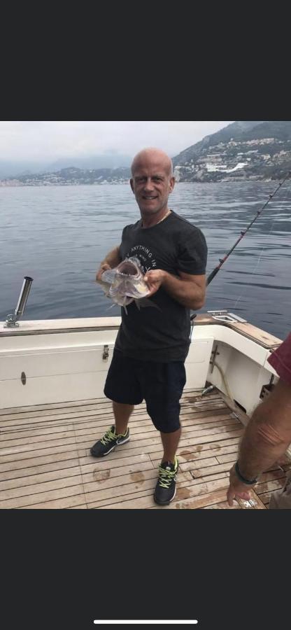 Mareluna Menton Buitenkant foto